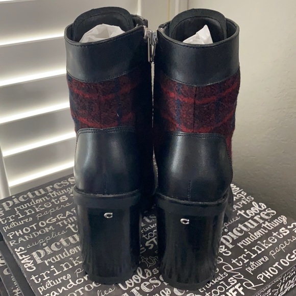 Coach Hedy Bootie size 6 - Picture 3 of 9